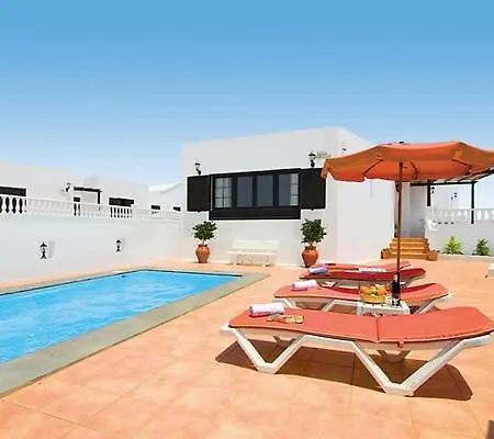 Amaryills Villa *